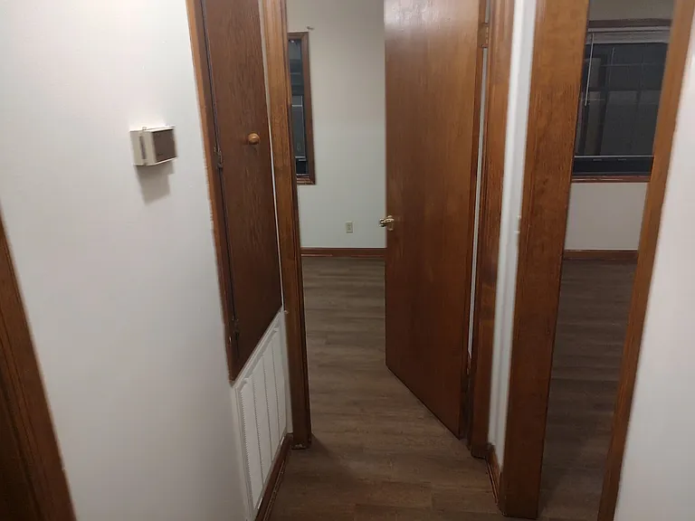 1150 Dickinson St — Photo 8