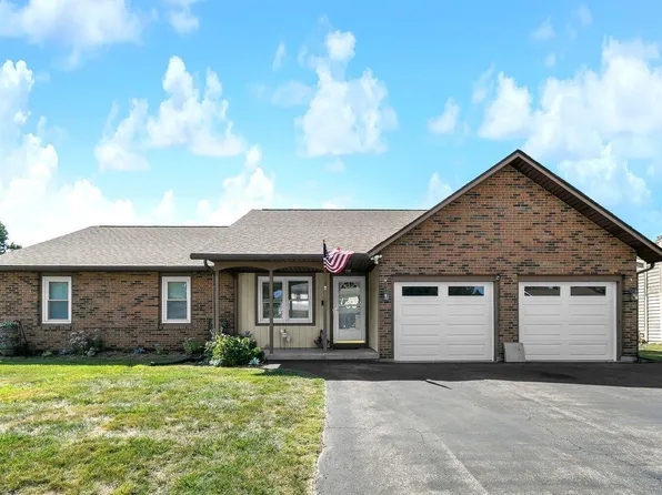 1141 Whispering Pines Ct, Heath, OH 43056