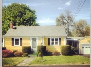 23 Johns Ave, Holbrook, MA 02343