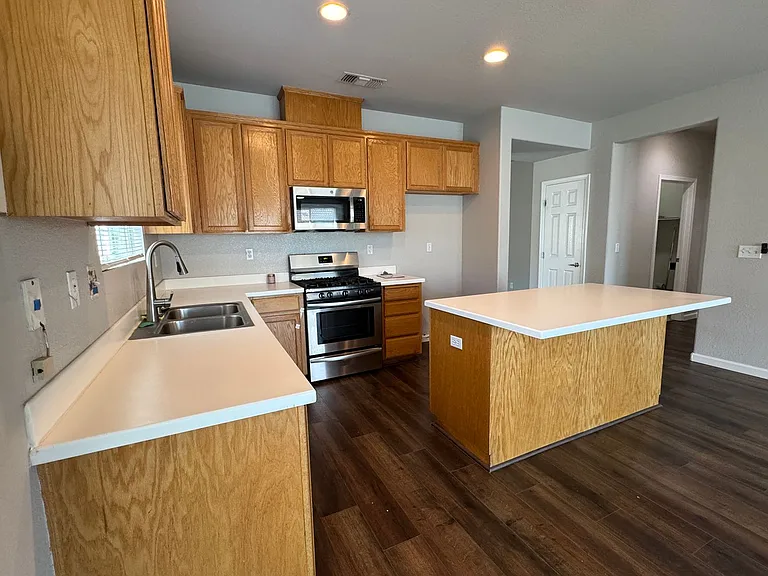 3020 McCook Way — Photo 11