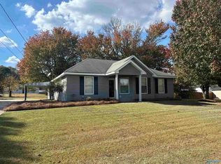 80 Prairie Ln, Boaz, AL 35957