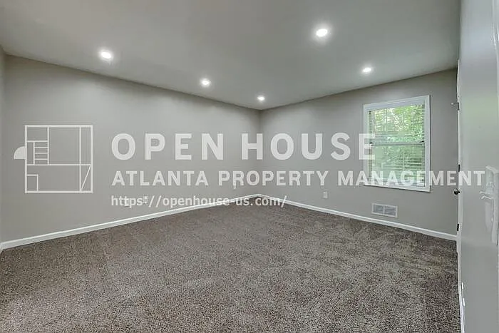 620 Gregory Manor Dr SW — Photo 7