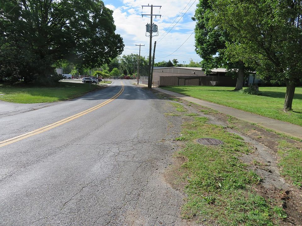 2nd image of 6 Music St S