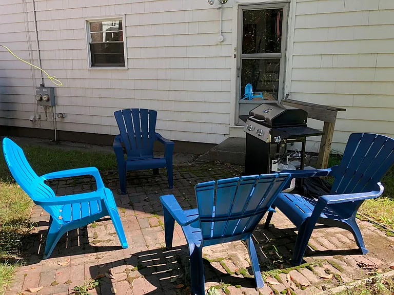 4 Hawthorne St — Photo 25