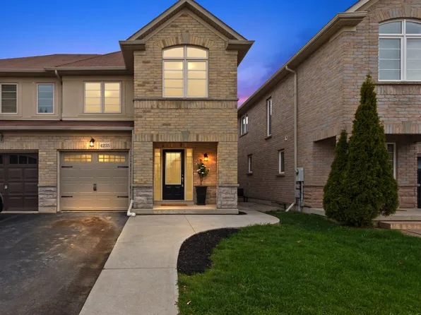 4235 Thomas Alton Blvd, Burlington, ON L7M 0N1