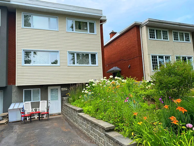 668 Morin St #B — Photo 2