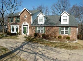 2027 Westview Ave, Saint Louis, MO 63122