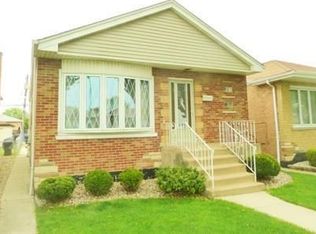 6646 W 64th St, Chicago, IL 60638