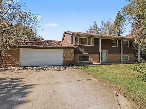 2nd image of 5490 Pingree Rd