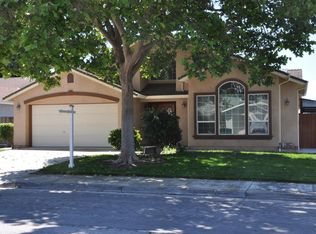 541 Leisure Ct, Hollister, CA 95023