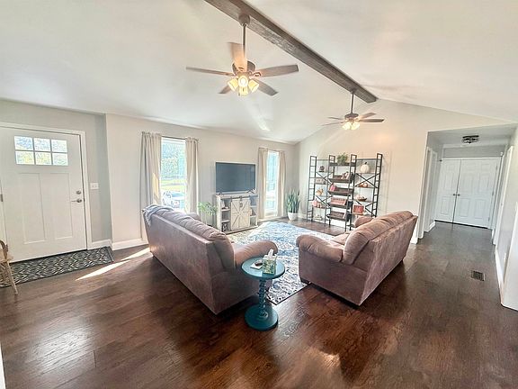 2nd image of 75 Julie Dr