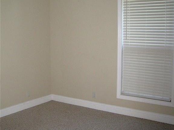 5th image of 128 Hardwood Forest Dr