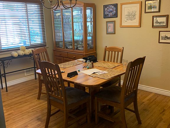 Shared Dining Room