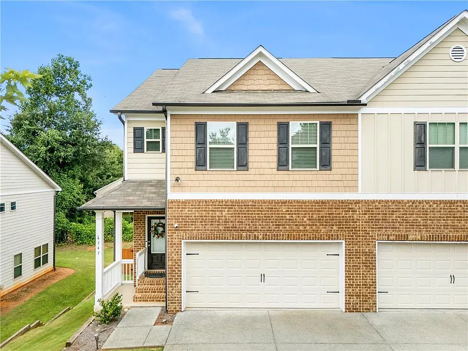 4747 Highland Ave