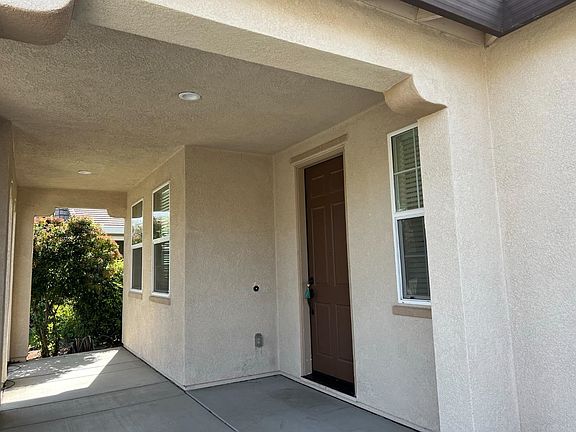 3rd image of 2216 Ragen St