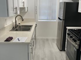 2600 Virginia Ave, Santa Monica, CA