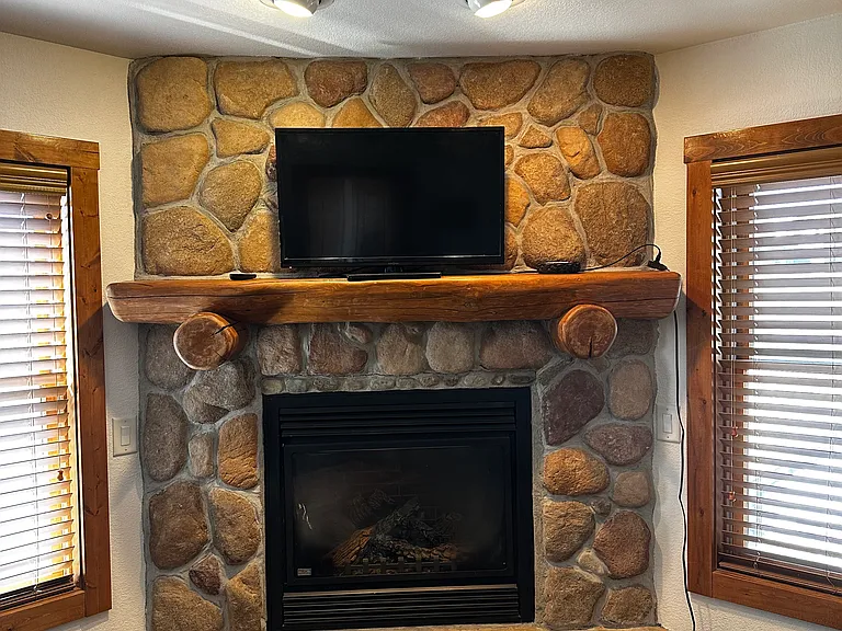 430 Fuller Dr — Photo 11