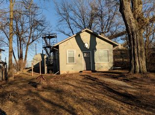 213 Violet Ave, Fox River Grove, IL 60021