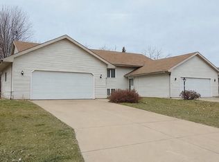 2119 N Cloudview Dr, Appleton, WI 54914