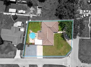 1351 County Road 482n, Lake Panasoffkee, FL 33538