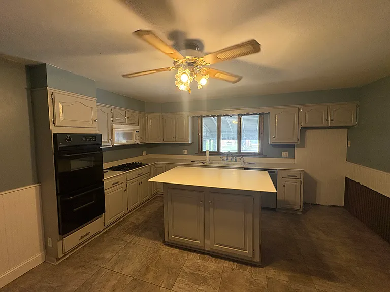 475 Terrace Blvd #L — Photo 2