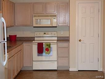 4th image of 2562 Coppergate Sq #L