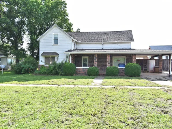 310 S Pettit Ave, Hominy, OK 74035