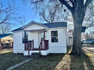 1001 S 5th St, Crockett, TX