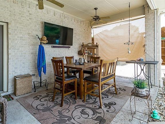 3rd image of 3417 Westwind Dr