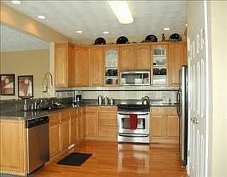 2nd image of 1611 Pinedale Ln