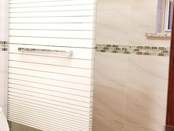 4th image of 149 Beech Ave Floor 2