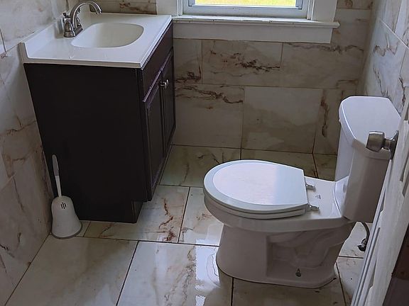 5th image of 223 Ideal St