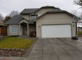 1040 SW 7th St, Hermiston, OR 97838