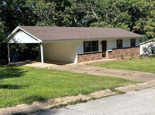 64 Walnut St, Viburnum, MO 65566