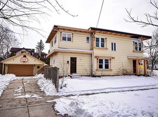 5745 N Newark Ave, Chicago, IL 60631