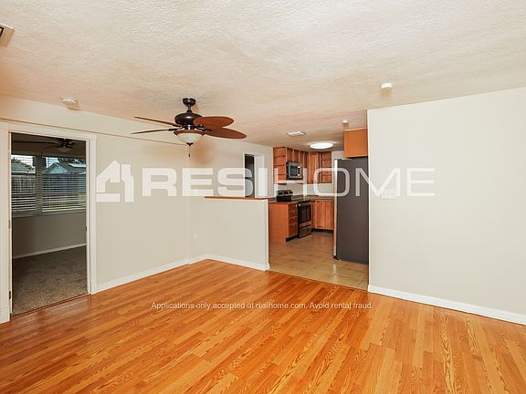 5th image of 1042 Yale Dr