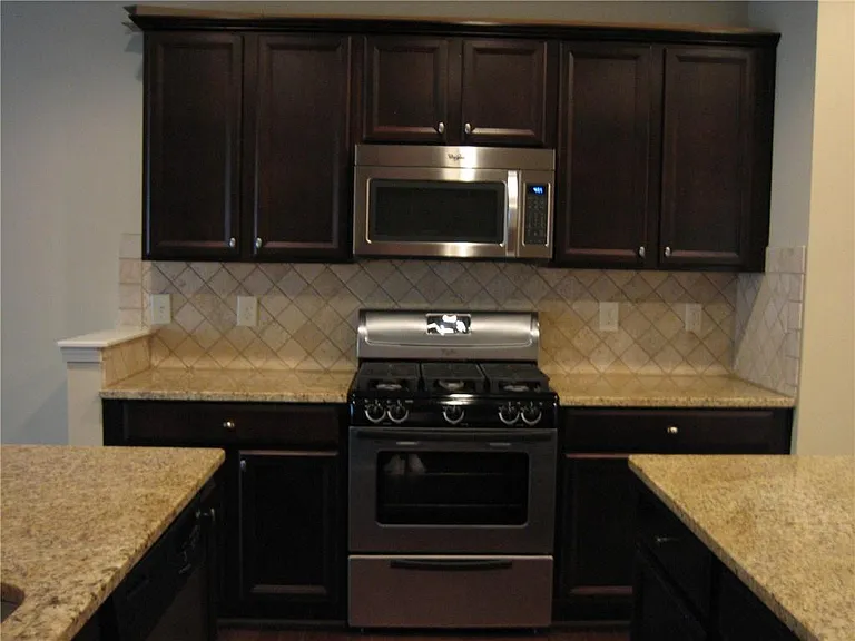 5930 Vista Brook Dr — Photo 4