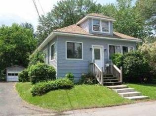 24 Norton St, Albany, NY 12205