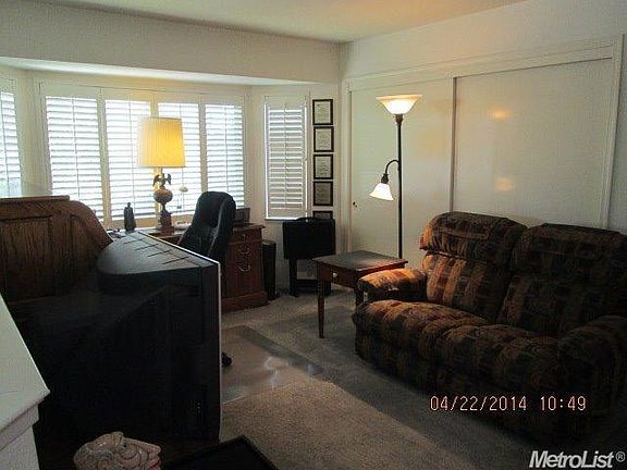 2nd image of 1229 Camphor Dr