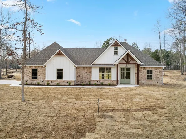 551 Clark Rd, Kilgore, TX 75662