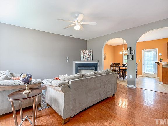 3rd image of 106 Parsons Green Ct