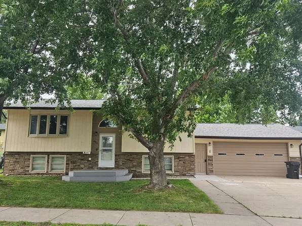 4011 Oiler Ln, Rapid City, SD 57701