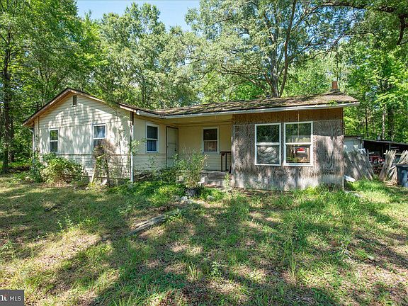 3rd image of 16827 Holly Way