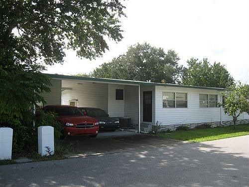 3rd image of 1907 Blue Lake Dr