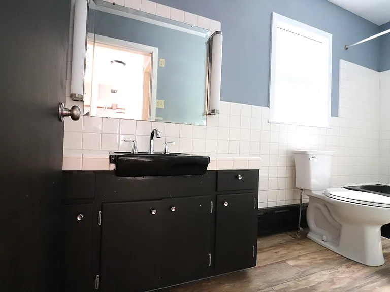 93 E Main St #1 — Photo 17