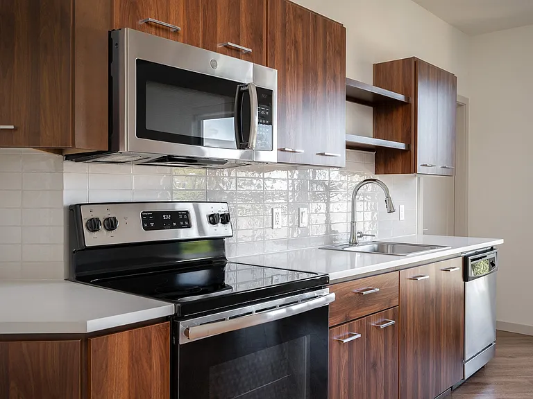 Central Eastside Lofts | Richmond Bathroom