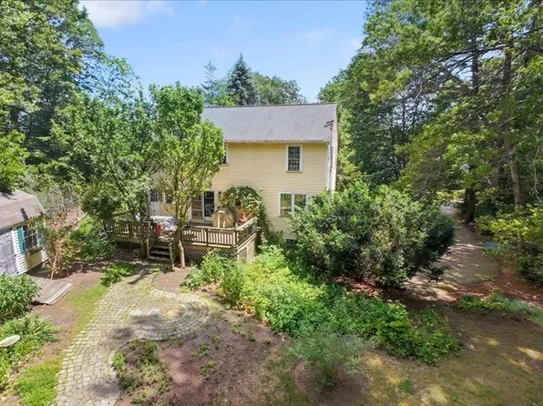 449 Brook St, Framingham, MA 01701