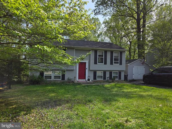611 Morgan Dr E, Coatesville, PA 19320