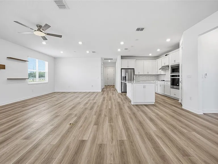 4311 SW 84th St — Photo 8