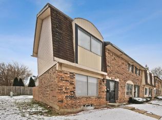 4096 Appleby Ln, Richton Park, IL 60471